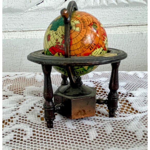Vintage 1970s Miniature World Globe Pencil Sharpener Metal - Picture 4 of 6